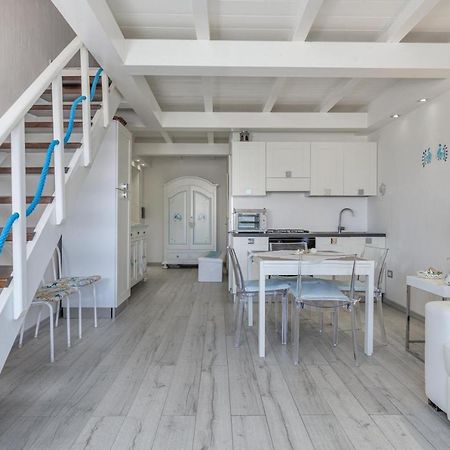 Giglio Apartment Vista Mare E Parcheggio Privato Porto Rotondo Eksteriør billede