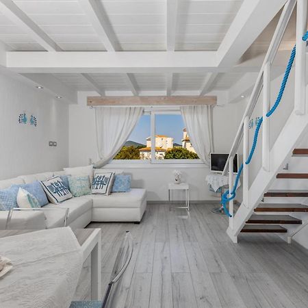 Giglio Apartment Vista Mare E Parcheggio Privato Porto Rotondo Eksteriør billede
