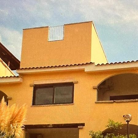 Giglio Apartment Vista Mare E Parcheggio Privato Porto Rotondo Eksteriør billede