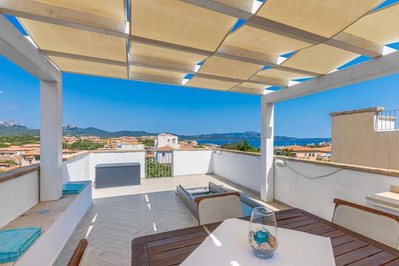 Giglio Apartment Vista Mare E Parcheggio Privato Porto Rotondo Eksteriør billede